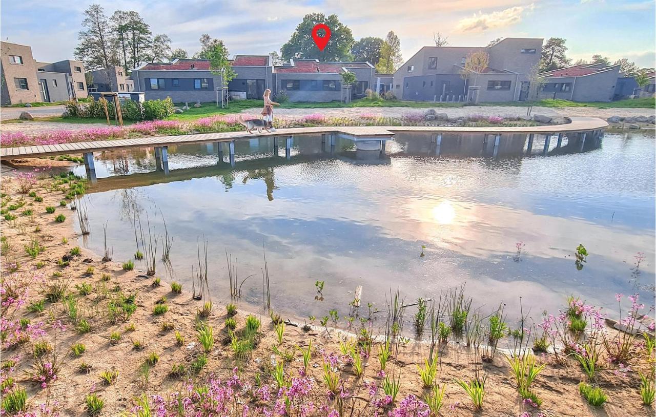 Nice Home In Lembruch-Duemmer See With Sauna エクステリア 写真