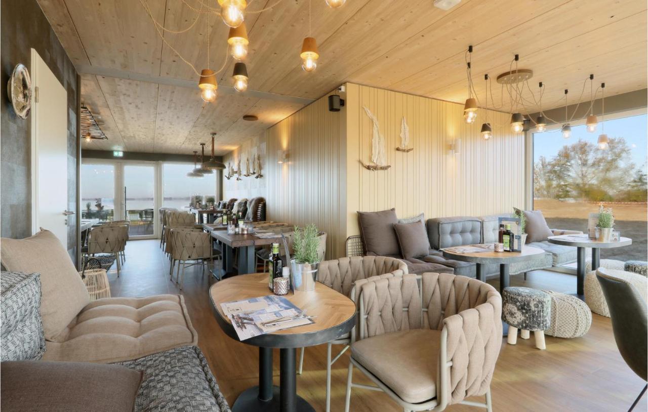 Nice Home In Lembruch-Duemmer See With Sauna エクステリア 写真