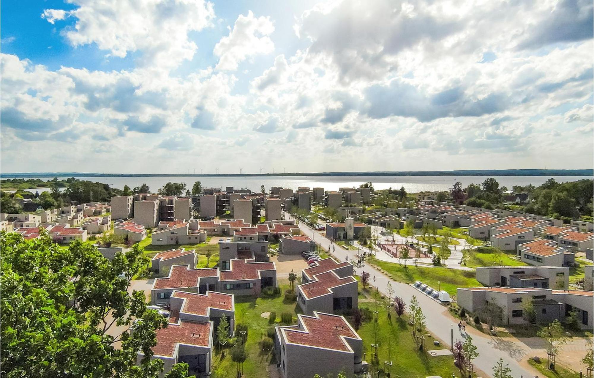 Nice Home In Lembruch-Duemmer See With Sauna エクステリア 写真